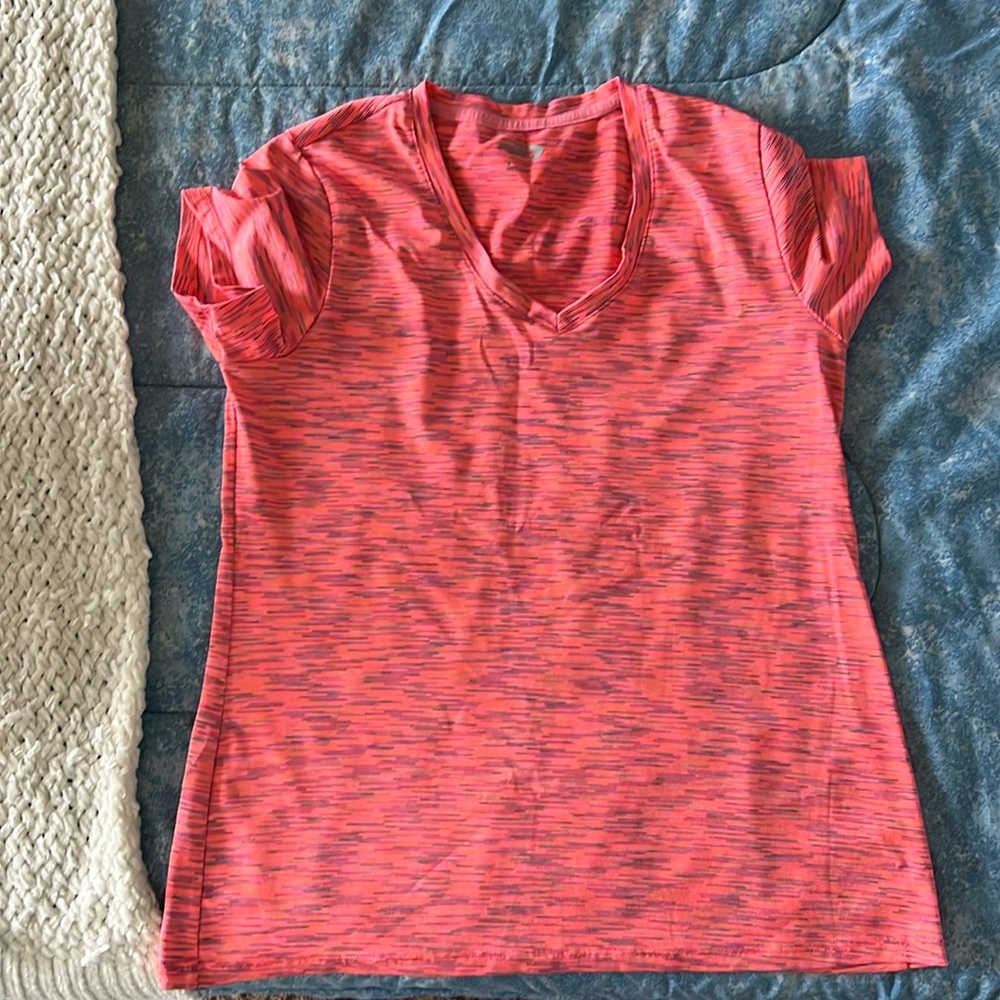 Women’s top, size small